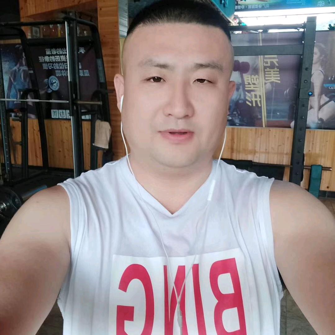 大海很嗨