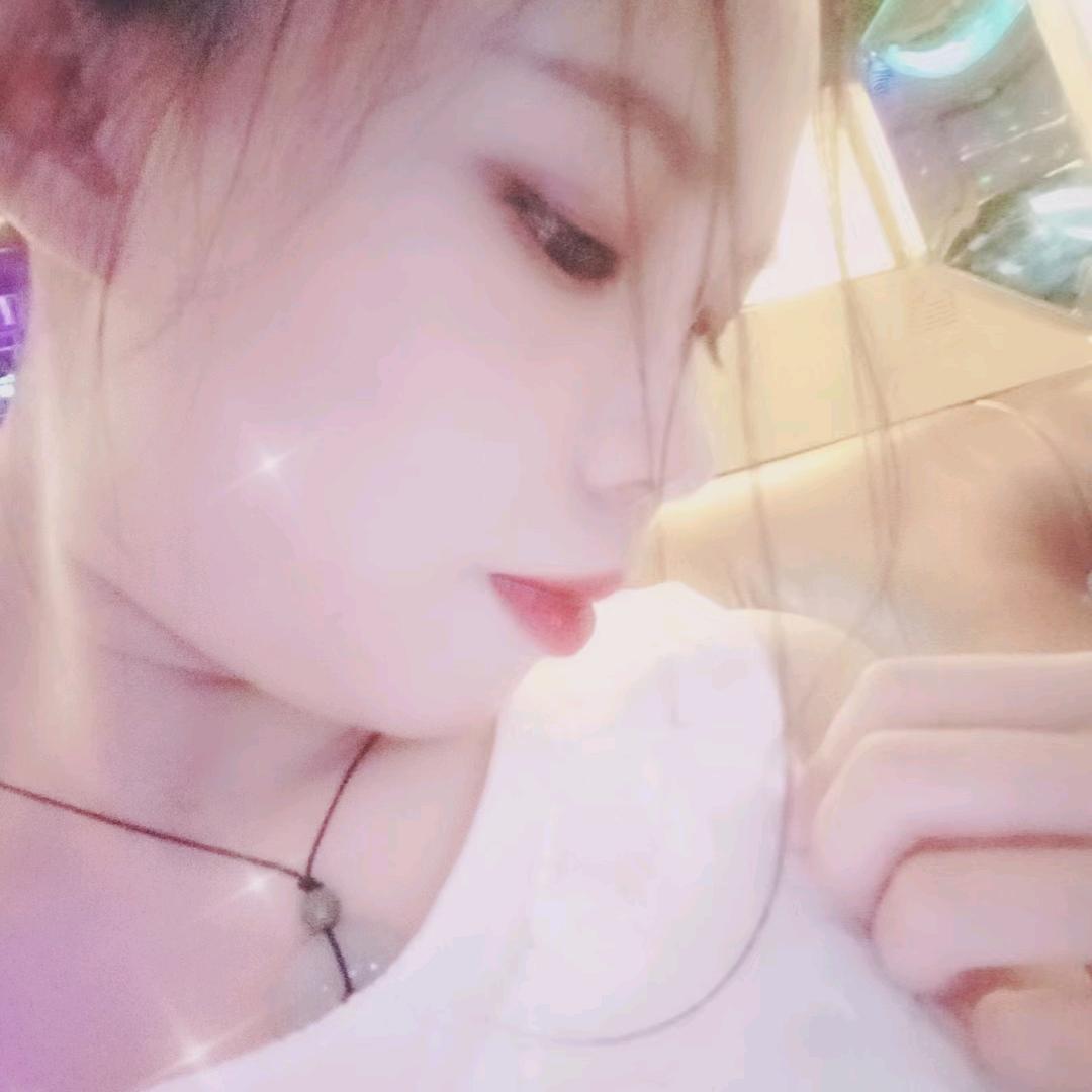 一只不爱吃香菜的小可爱