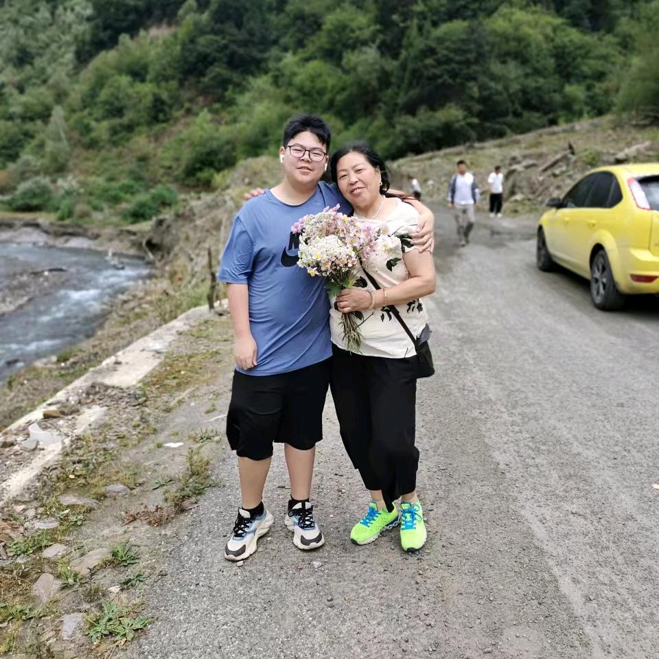 开心😁