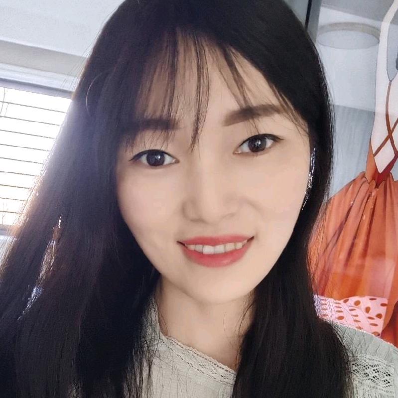 静小妞
