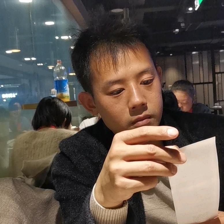 黄志文