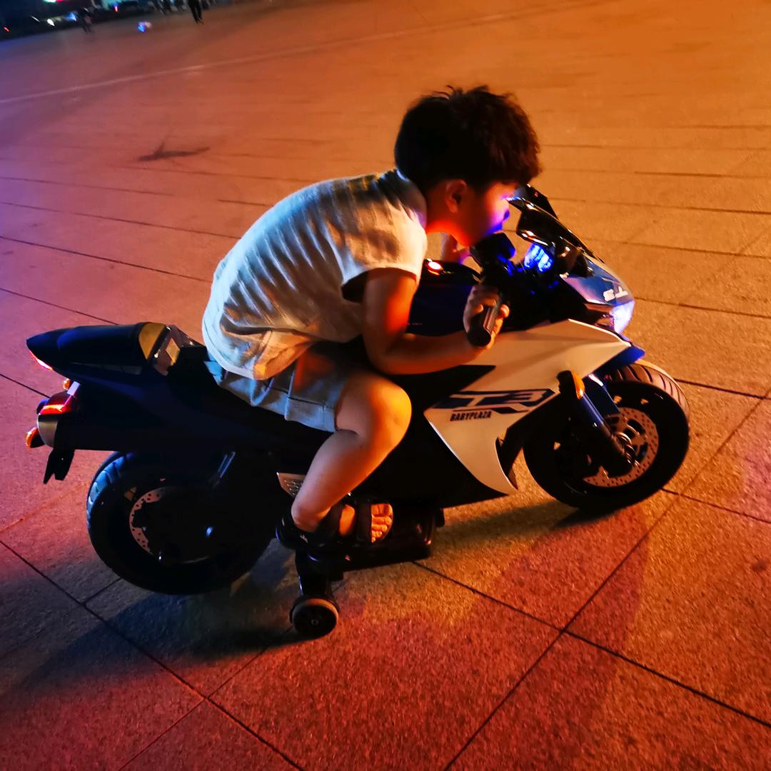 爱轰油门的螃蟹🏍