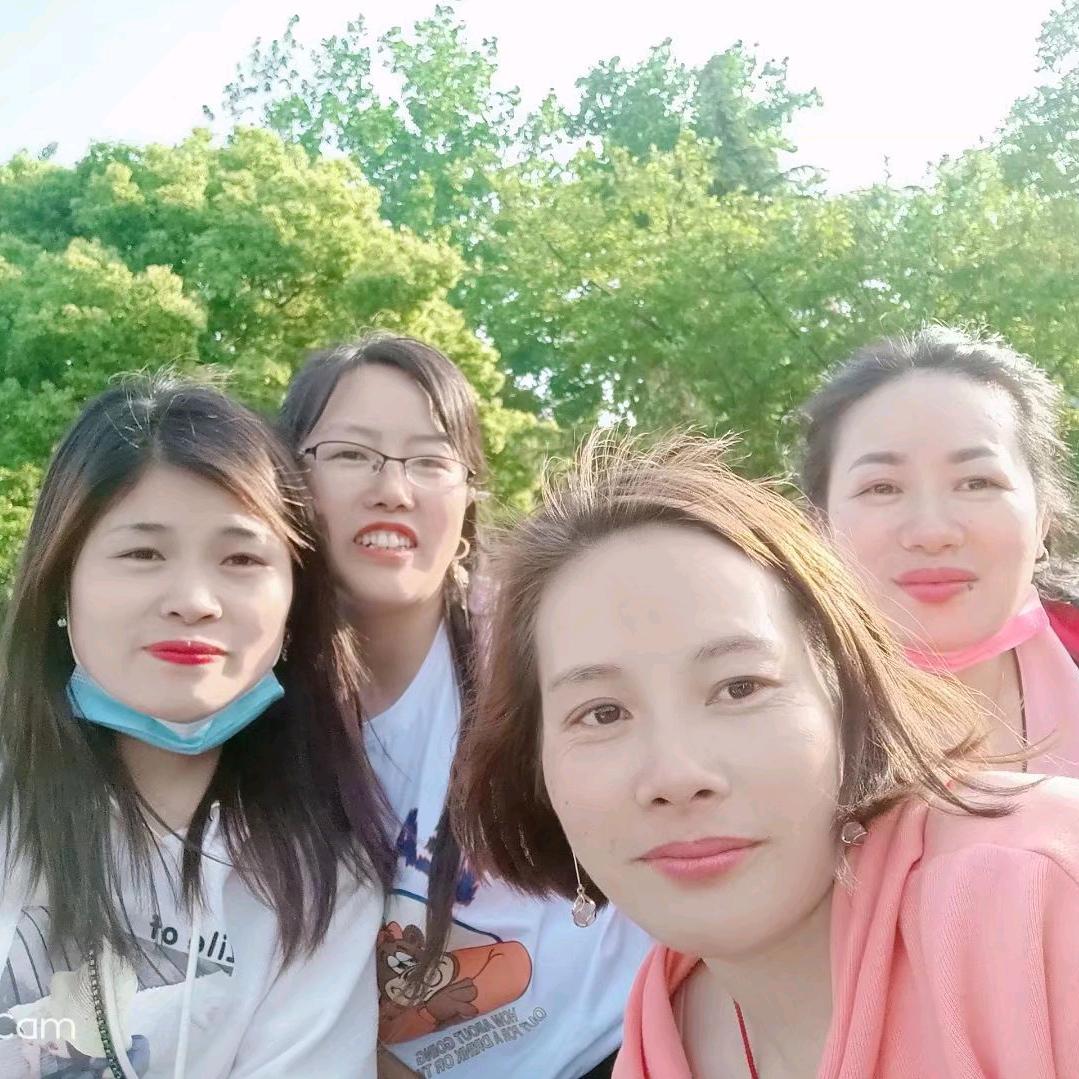 茜茜