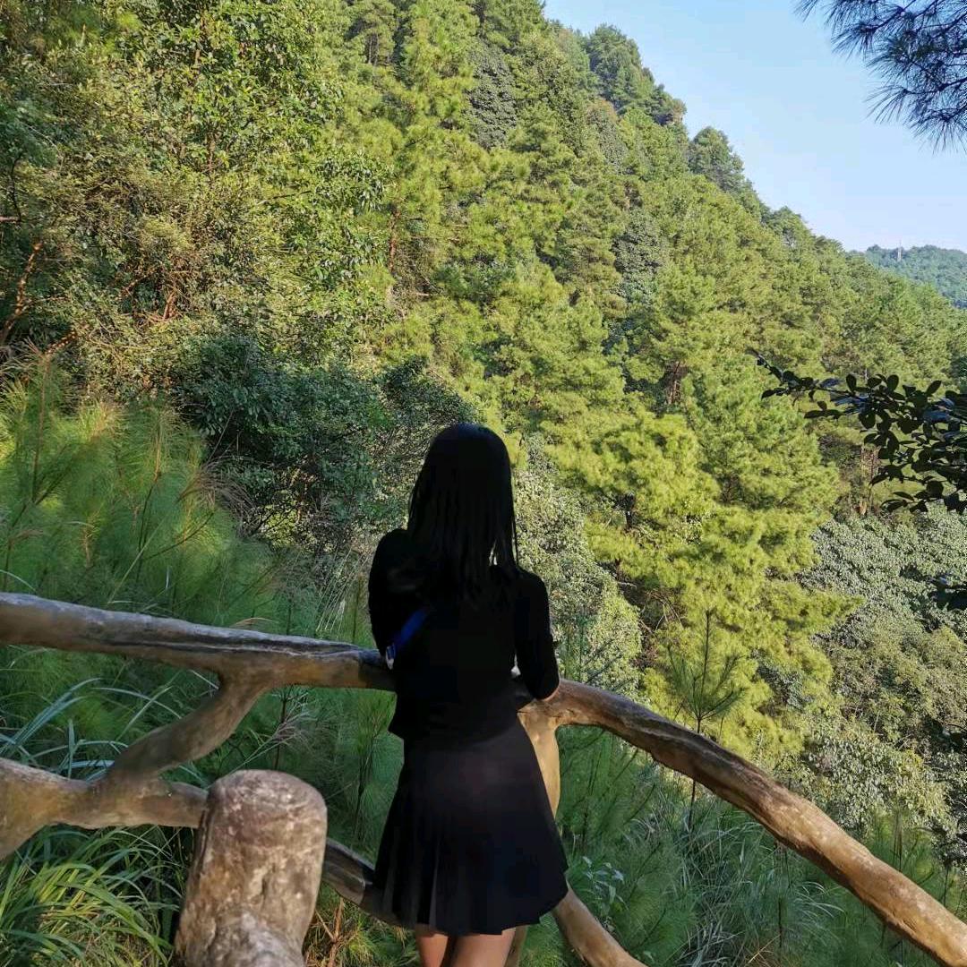 小卿