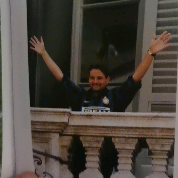 看星星不看月亮