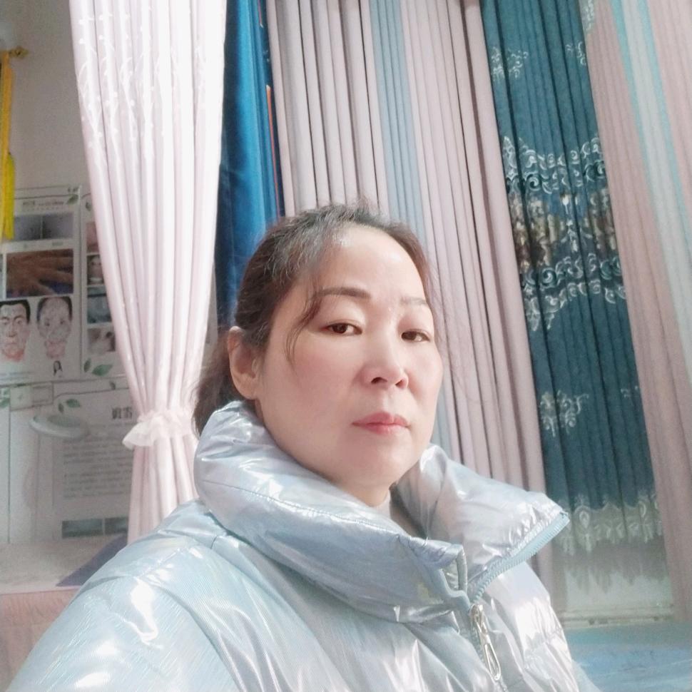 雍沁曲方净颜益林店