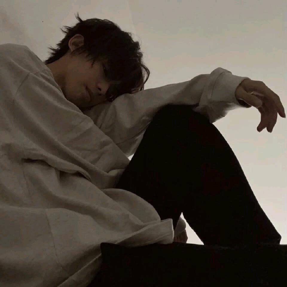 男.