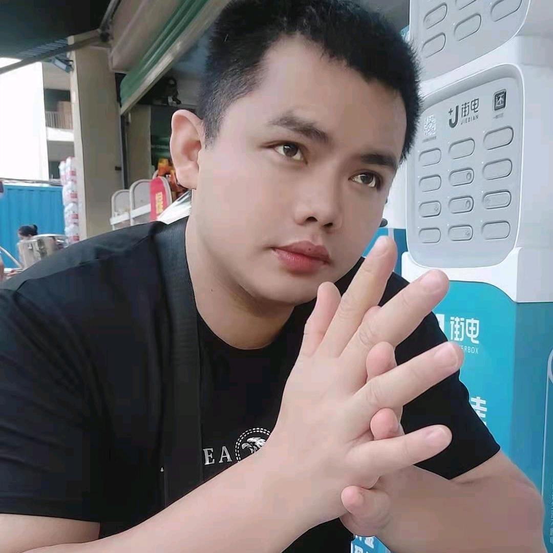 亮