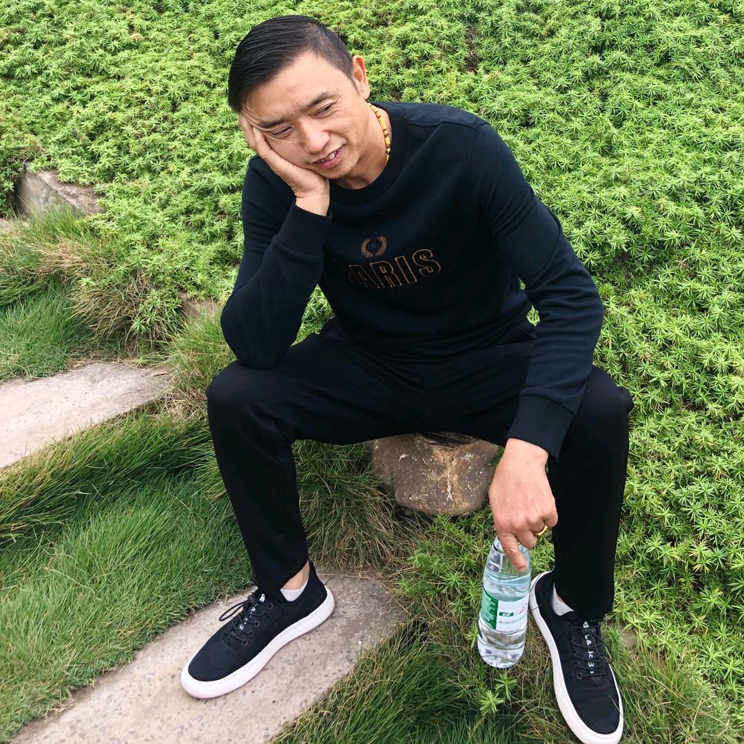 我是石哥