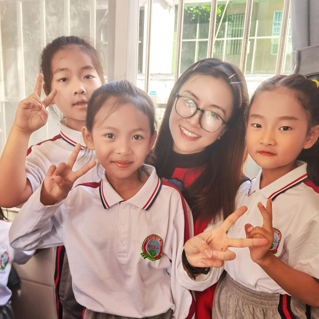 罗老师和孩子们🧚‍♀️