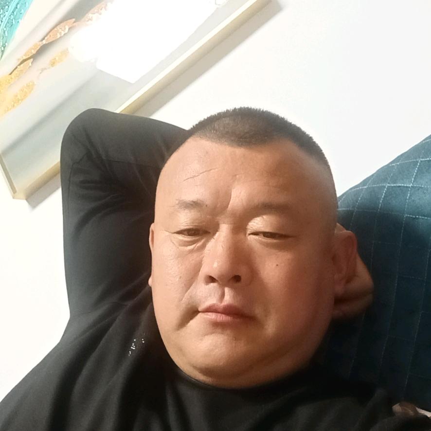 ٩(￥侯运连连￥)۶