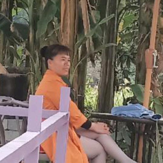 三妹✌️✌️