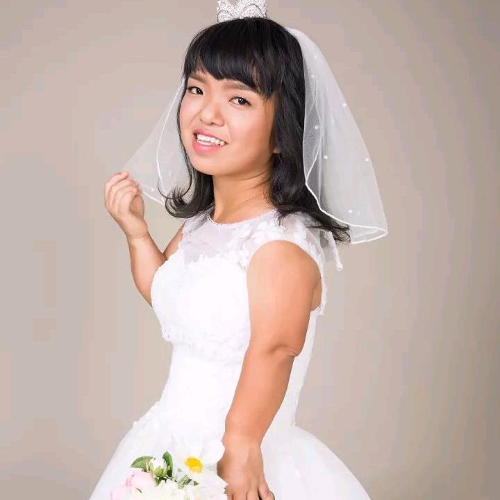 村里最小妈妈