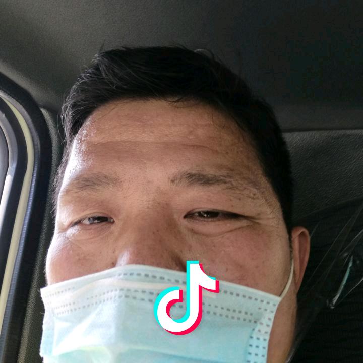 雨中泪水