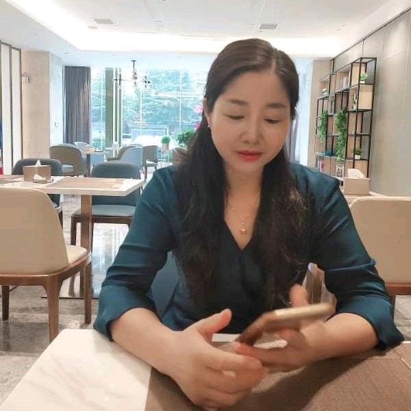 梅子吴永梅一海云