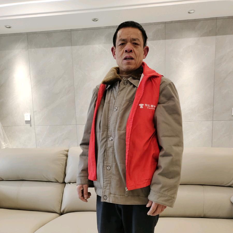 谢师傅专业安装家具