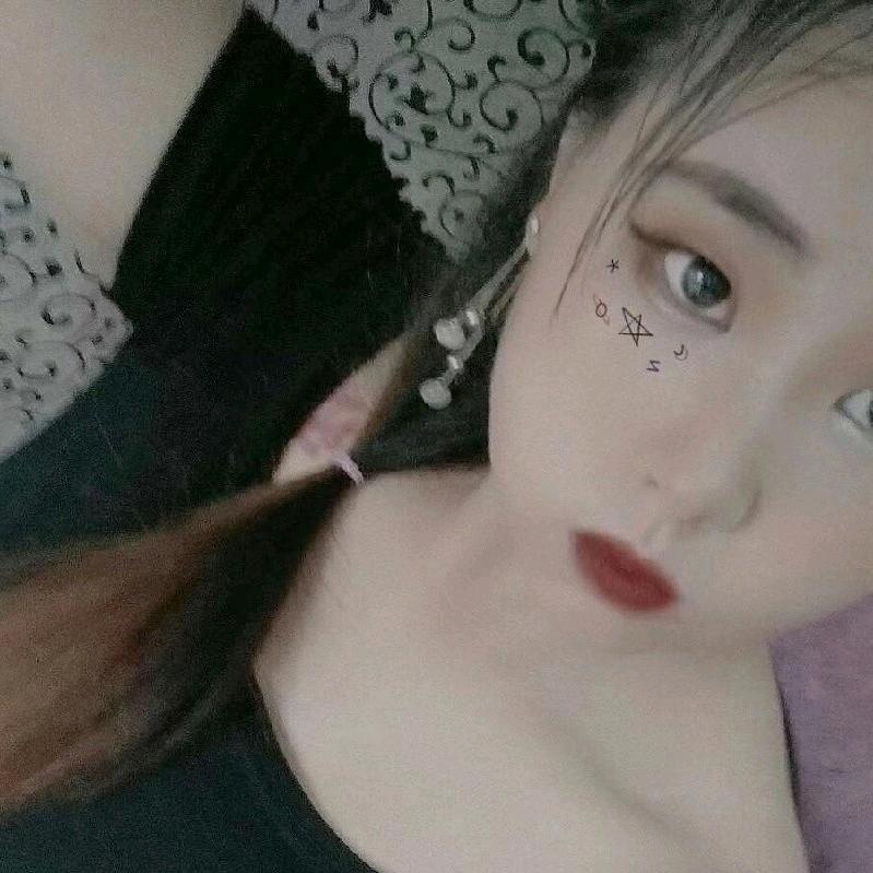 ★ξ小妞