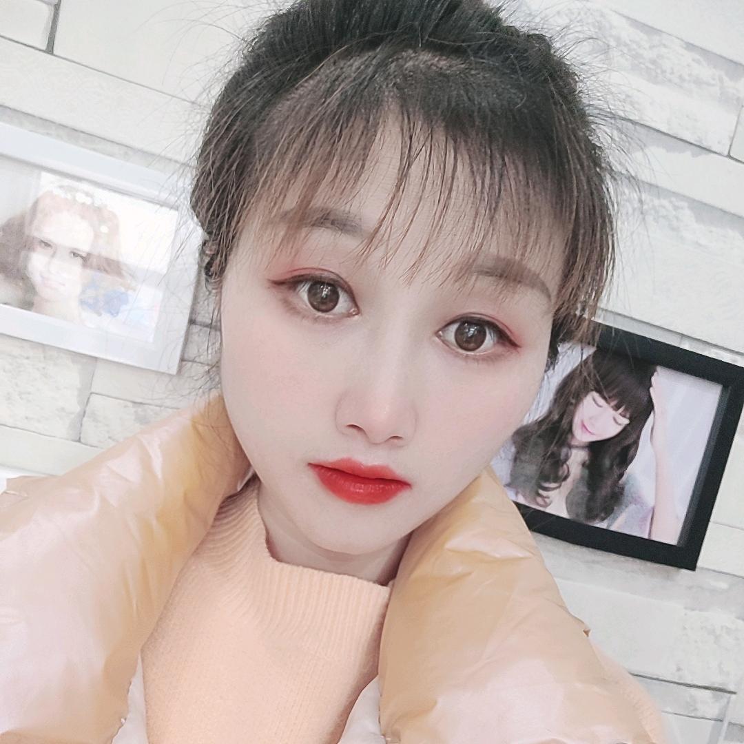 卓美潮品烫染店