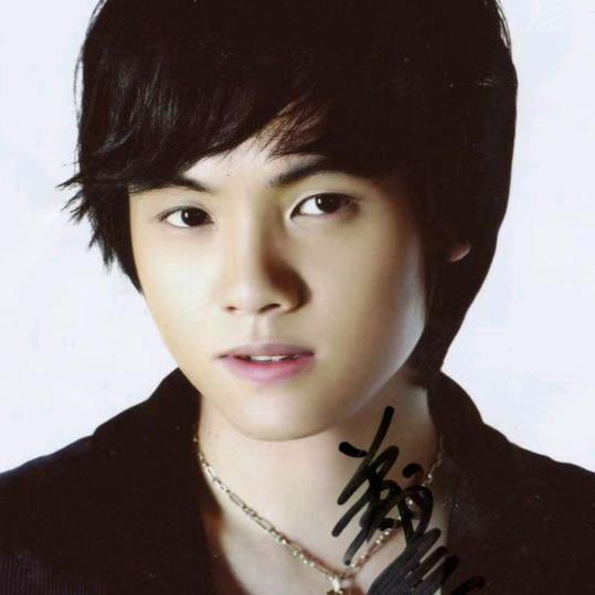 拿起手机想起你