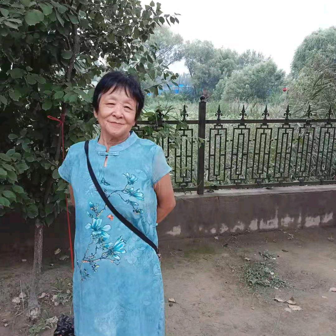 王若静