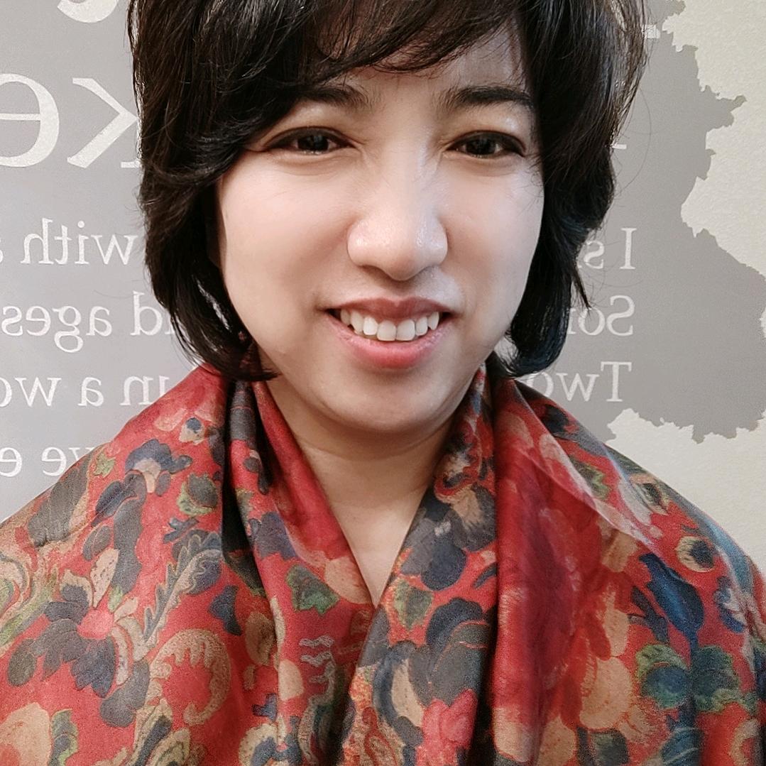杨梅精典服饰