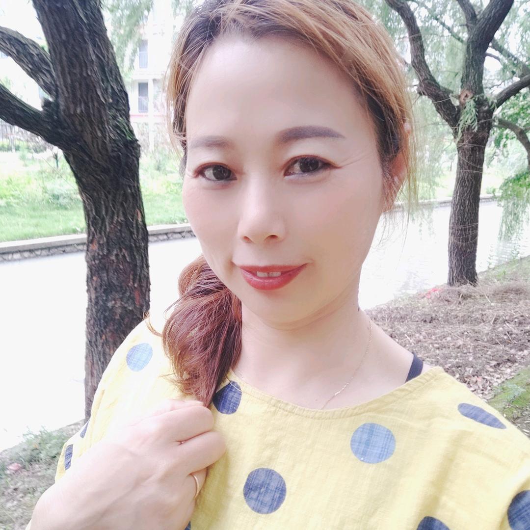 新塍镇富园村红英（温柔的小女人）