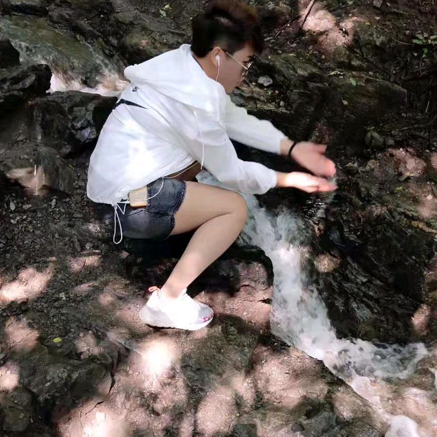 一匹野马🐴爱上我