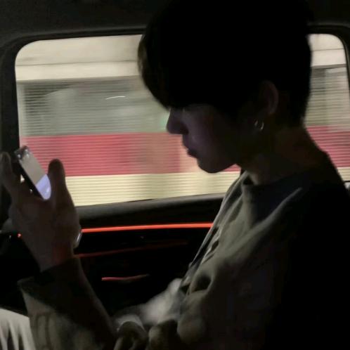 扛起扫把扫天下