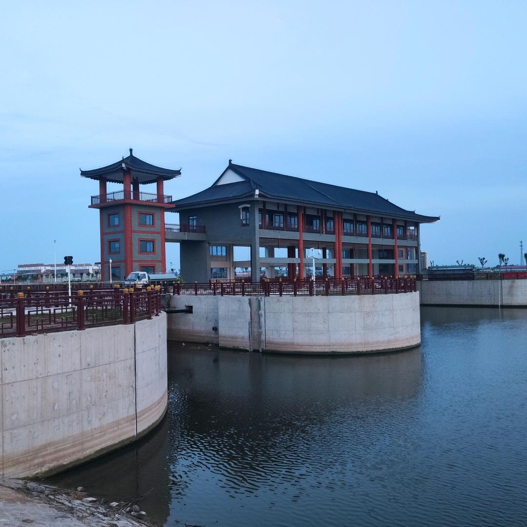 涵丿