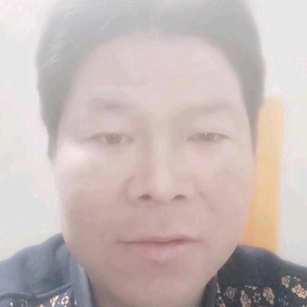 人生何处不相逢！