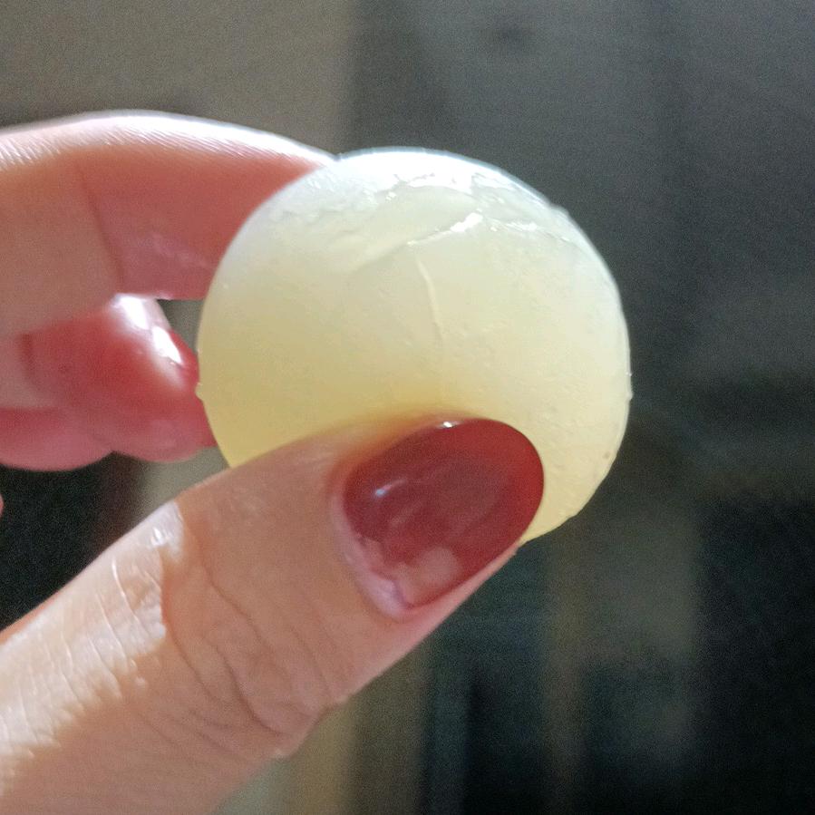 不爱吃苹果的猫