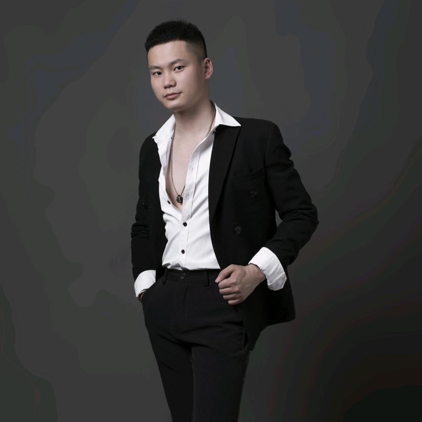 刚子 发型设计师