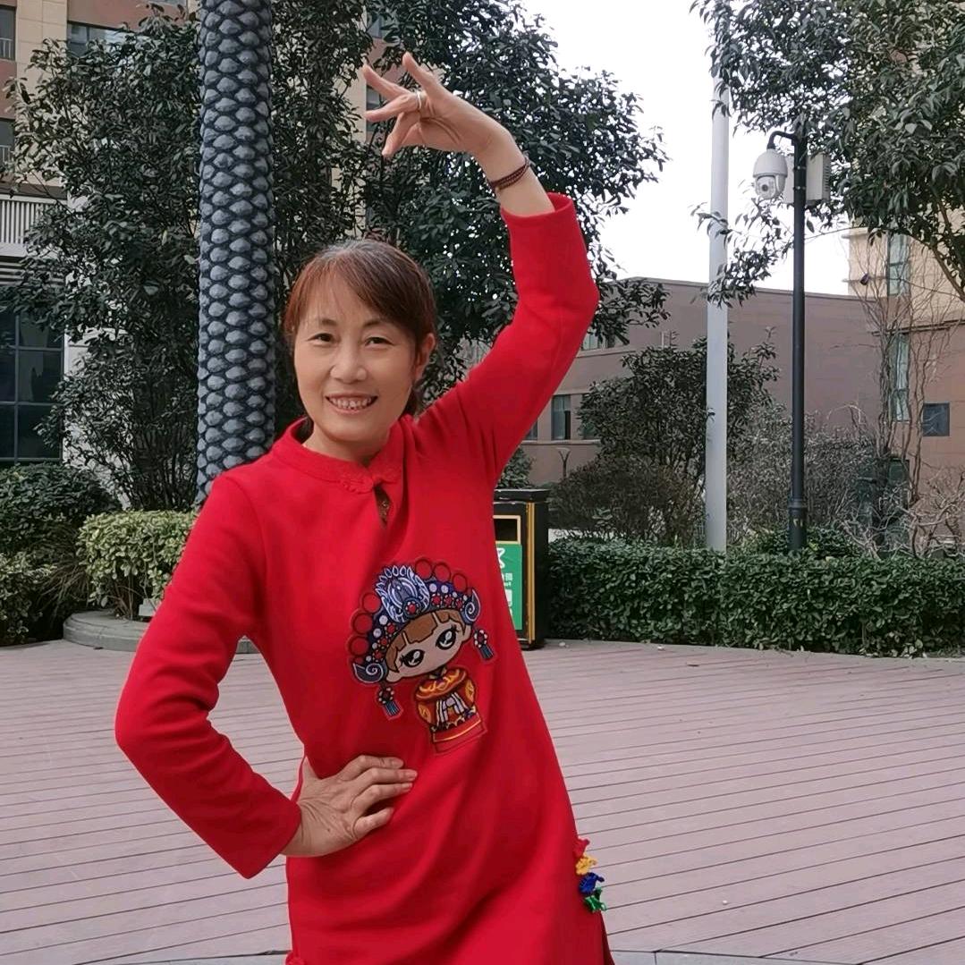彩红姐（健身运动）