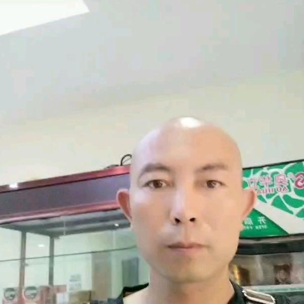 我很好，挖机铲车出租加废品回收