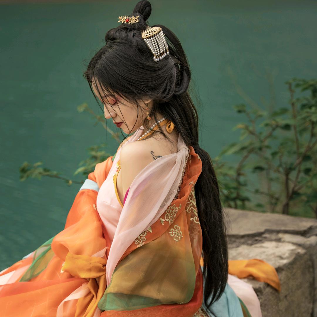 是 琳琅 呀