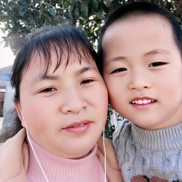 辛福一家人，
