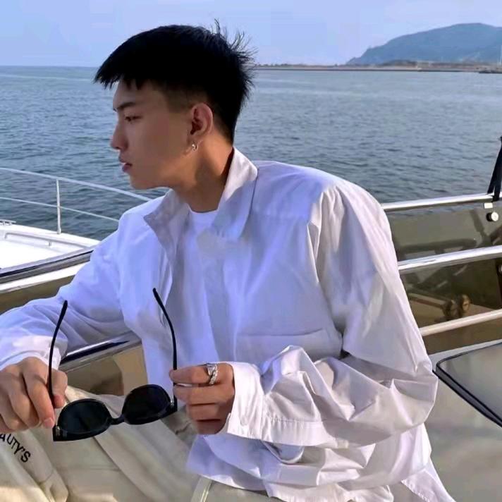 ¹⁷       　　　🪳