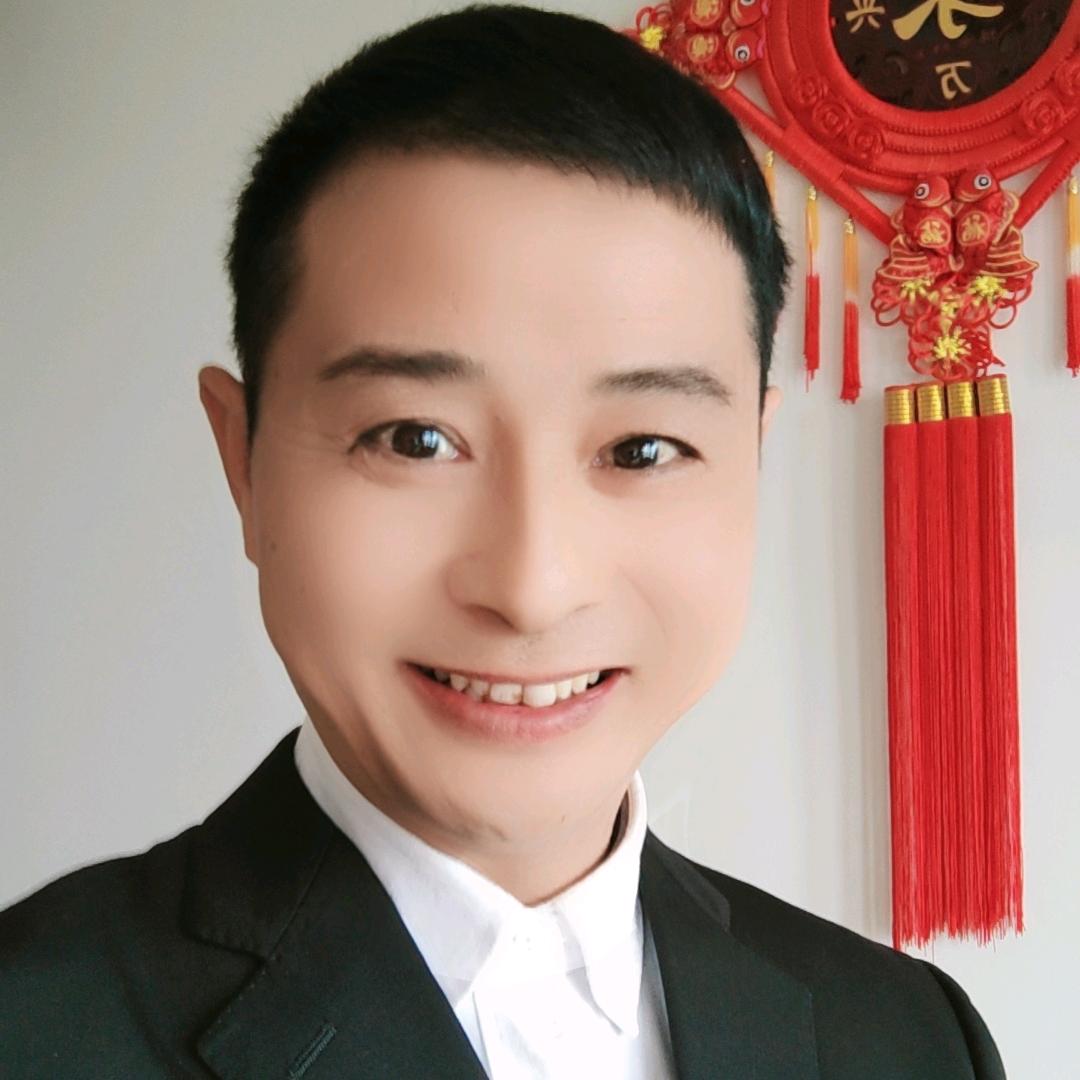 开心的大叔