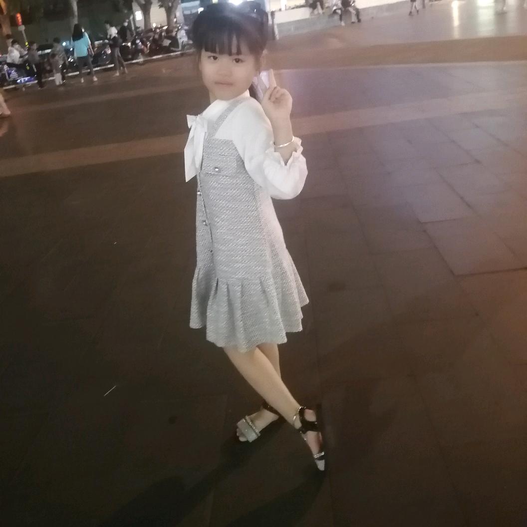 我的小狗叫棉花糖