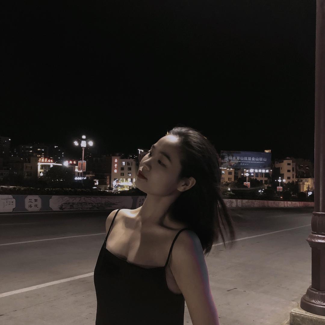 鱻