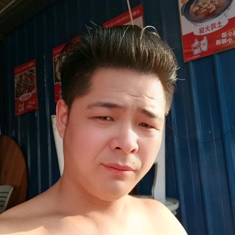 烤鱼哥夜宵店