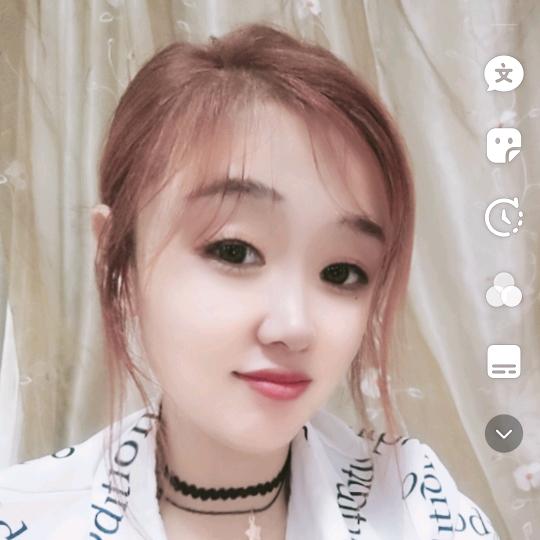 月儿🌜