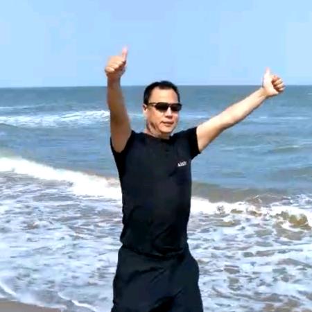 金三角游泳二哥