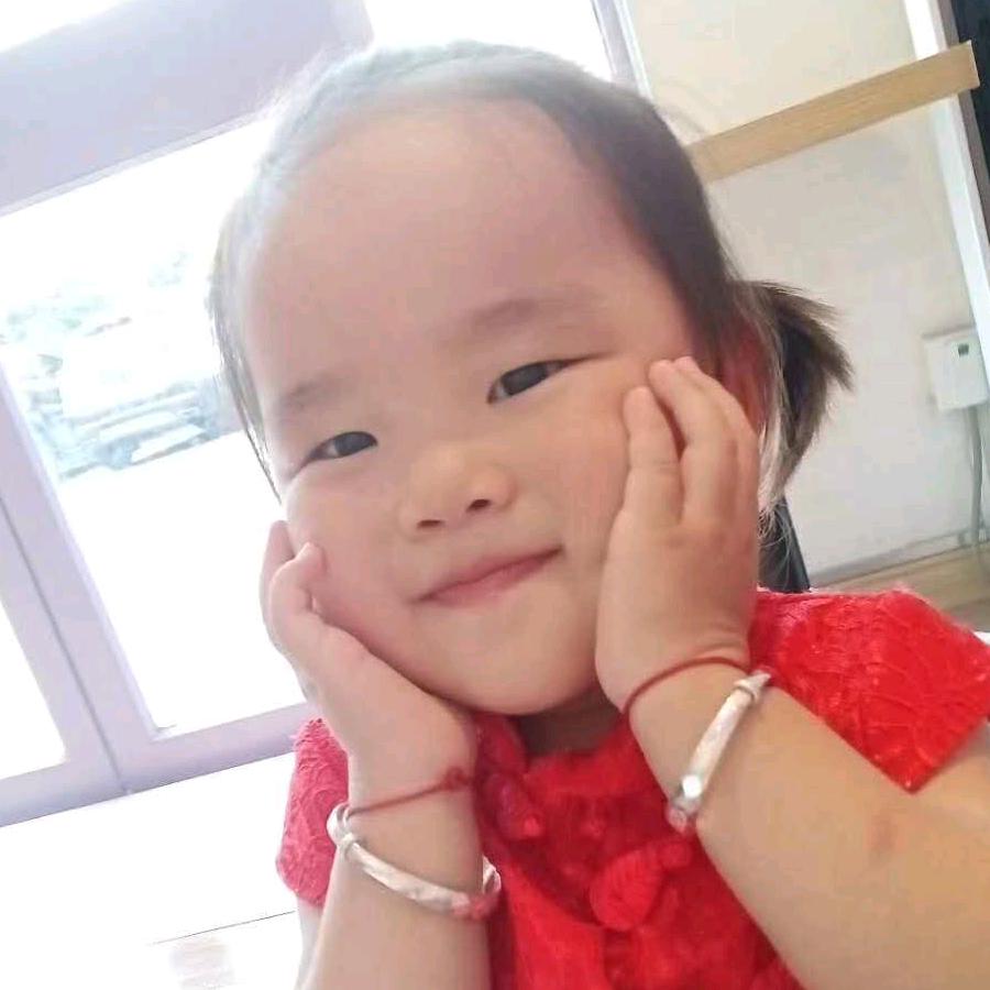 凯  璇