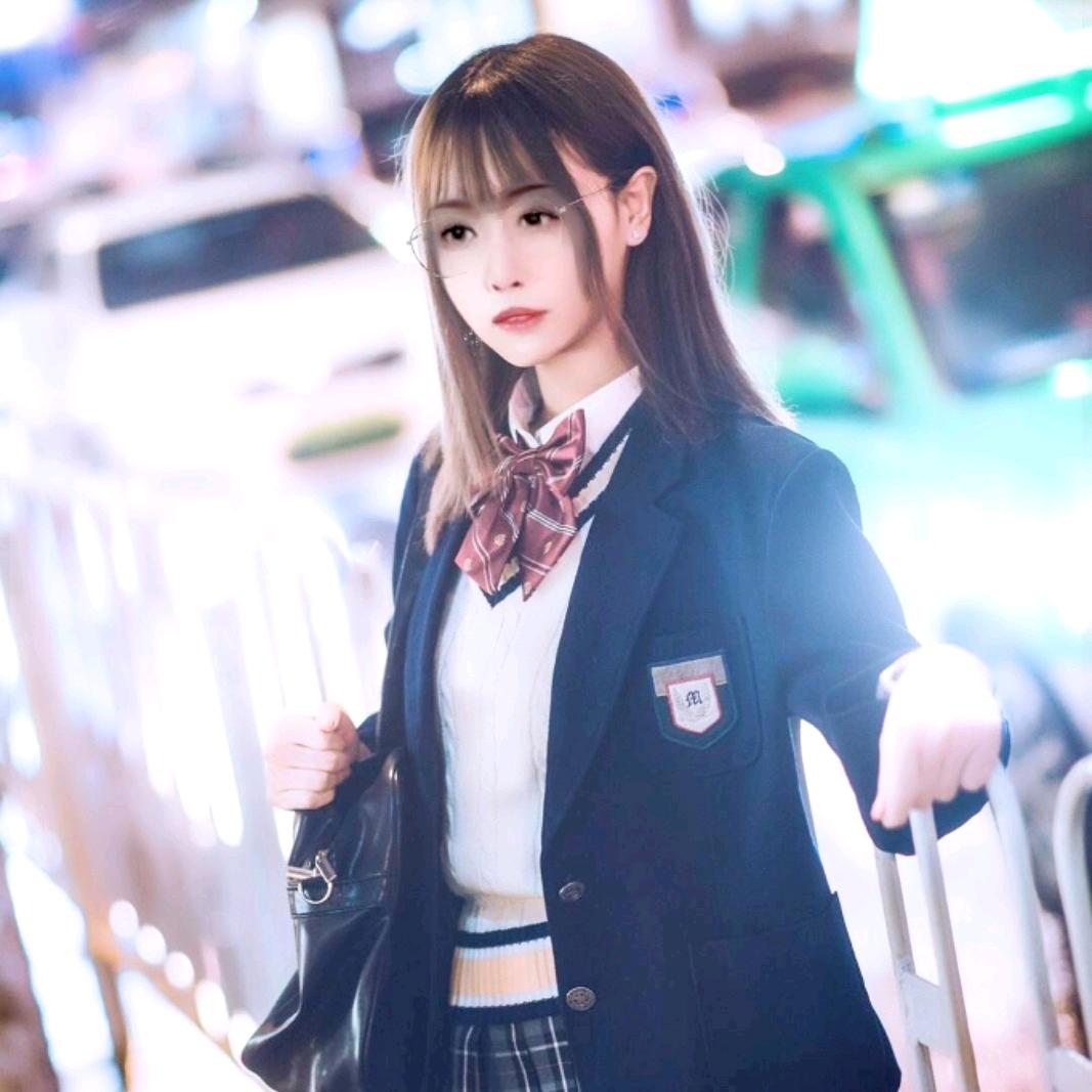 杜菊珍