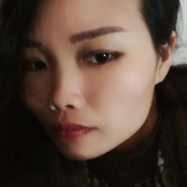 英子