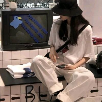 猫田喂山风（见过王一博和黄子版）
