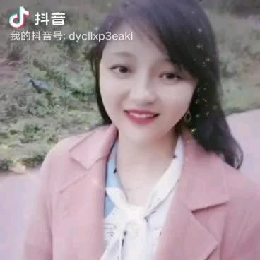 蒋欣在努力
