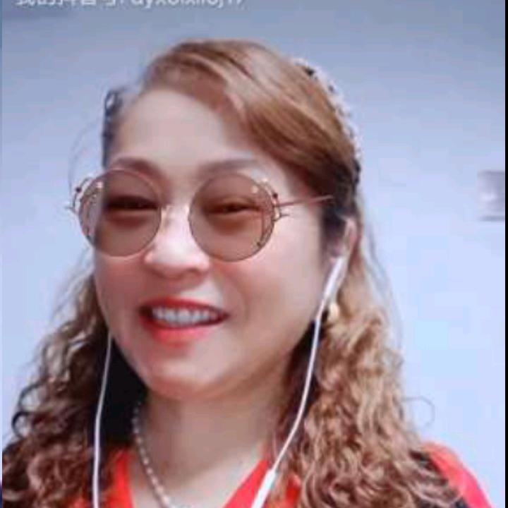 罗大姐