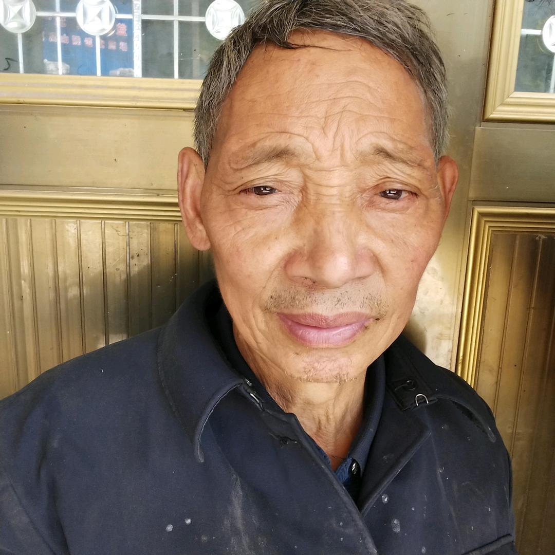 邓明春